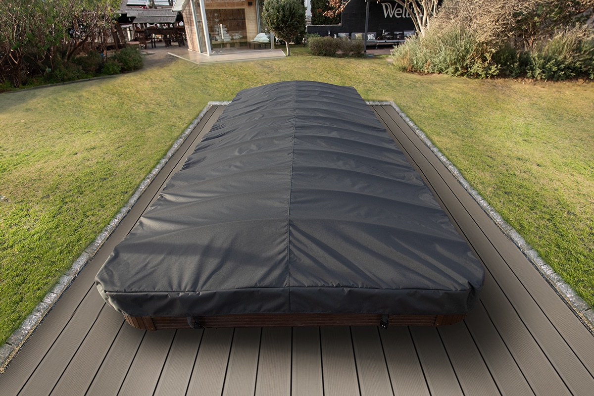 WT00274_amazonas_rollcover_01s WT00274_amazonas_rollcover_01s